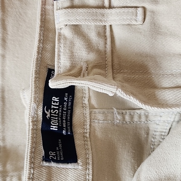 Jeans - Picture 2 of 3